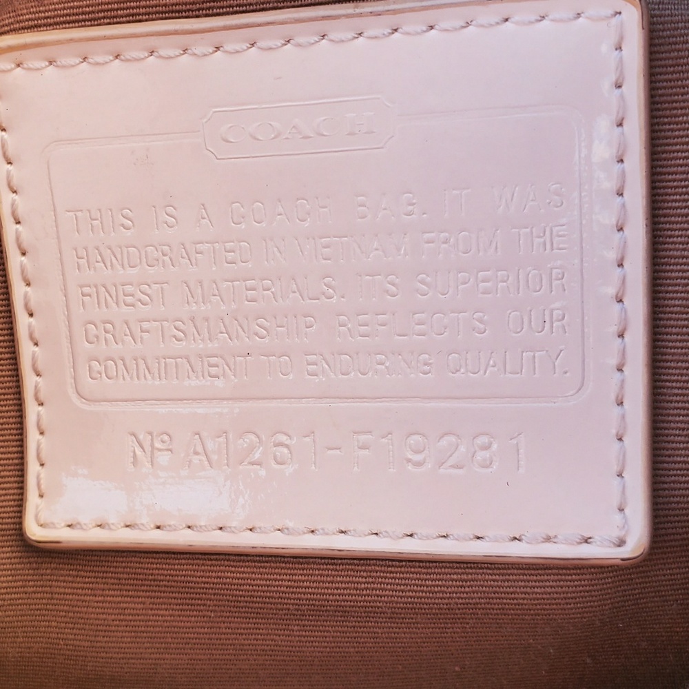 Coach - Picture 5 of 7